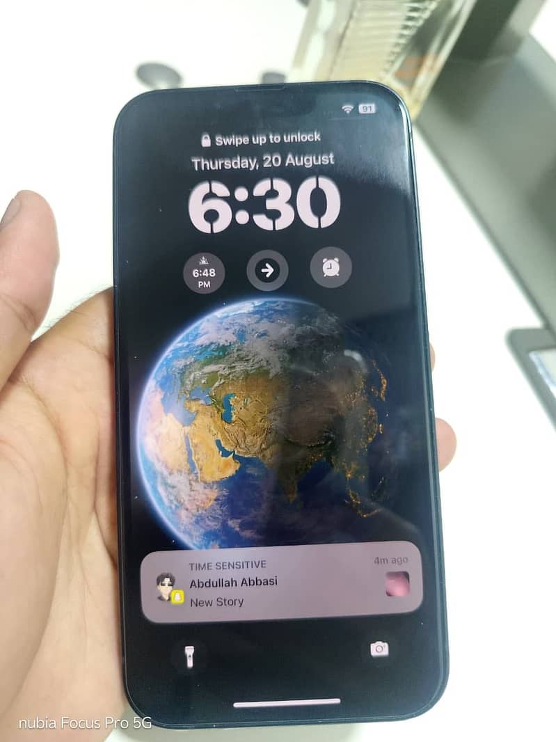 Apple iPhone 13 0