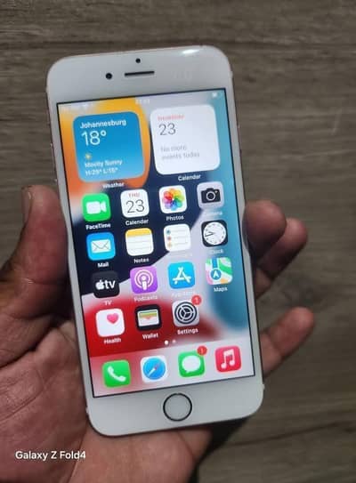 Apple iPhone 6S 64 gb non pta my WhatsApp number 0329.4868571