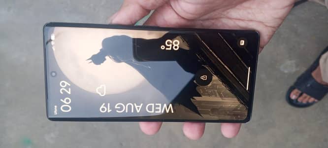 Google Pixel 6 Pro – Excellent Condition