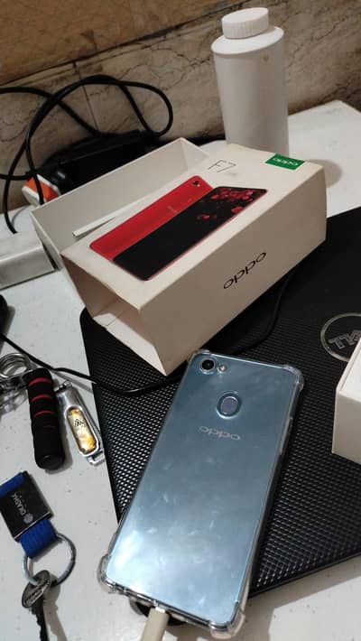 OPPO F7 4/64 GB