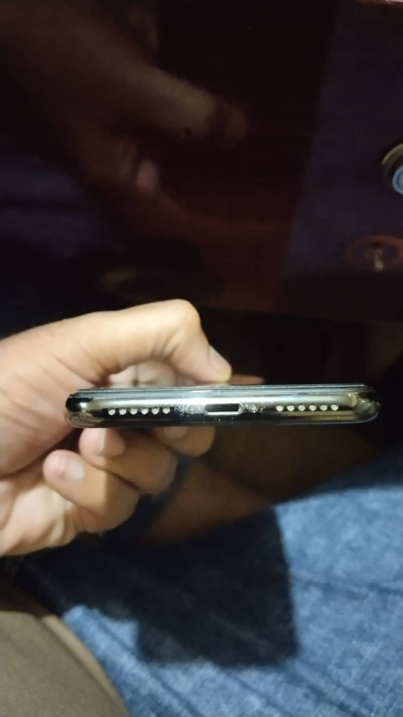 Apple iPhone X 2