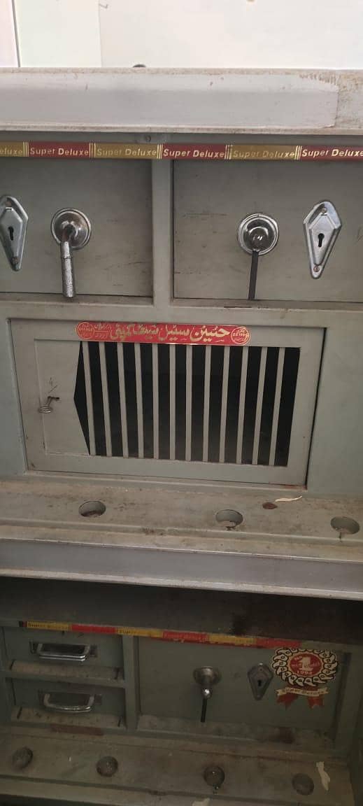 safe locker 2