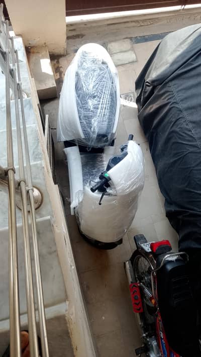 Elfa EV1 Scooty