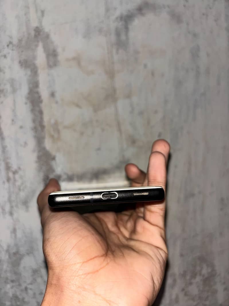 Google Pixel 6a 4