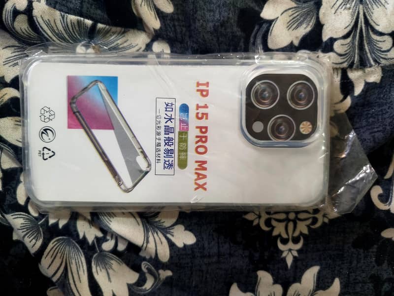 iPhone 15 Pro Max 6