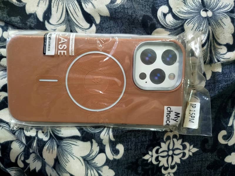 iPhone 15 Pro Max 7