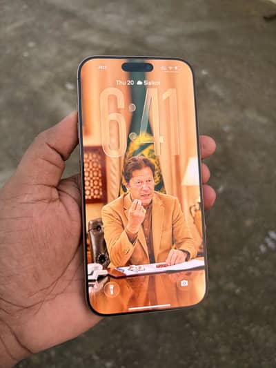 Apple iPhone 16 Pro Max