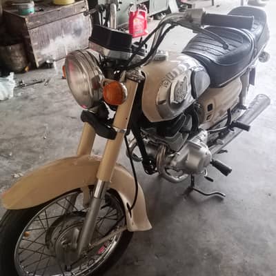 Honda road master original CD 200.  good condition
