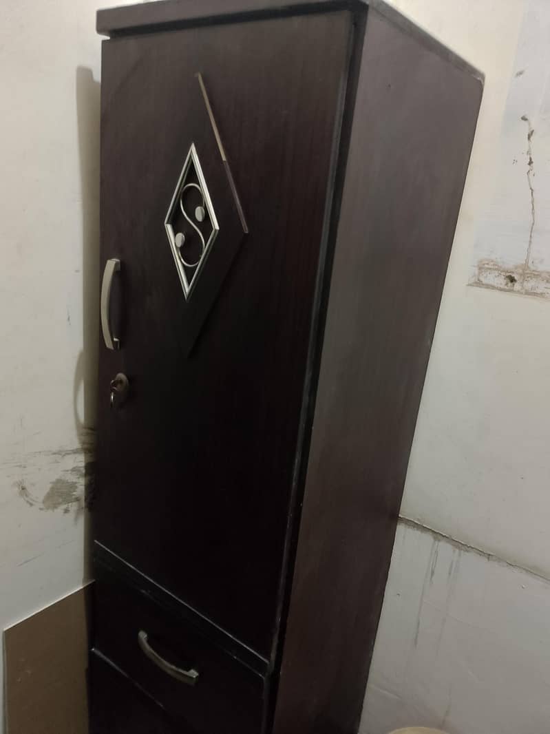 Wardrobe (Almari) 2