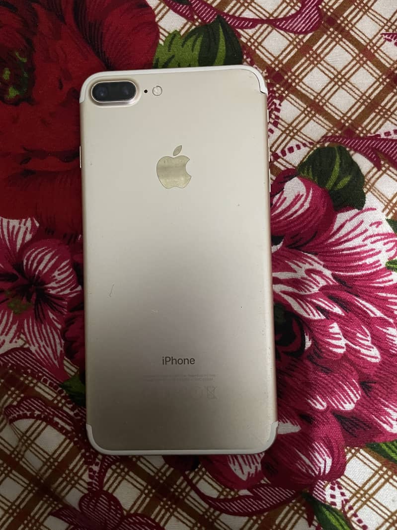 Apple iPhone 7 Plus 0