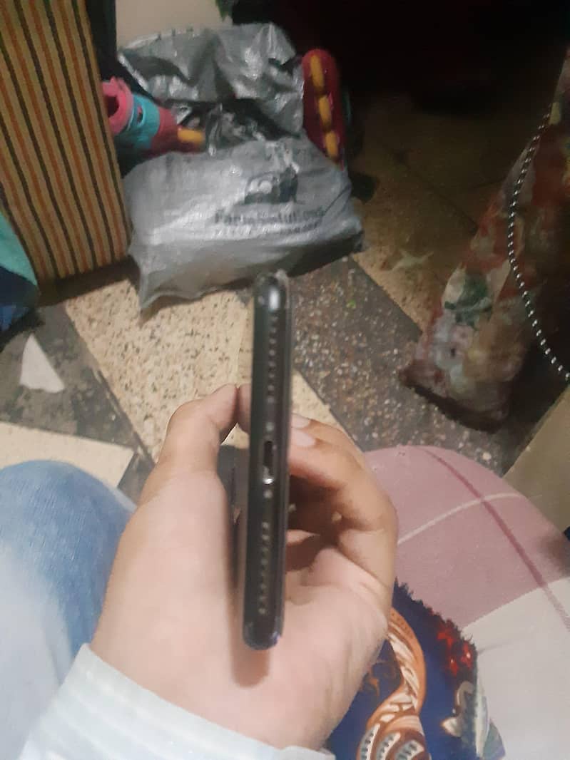 Apple iPhone 7 Plus 2