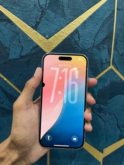 Apple iPhone 15