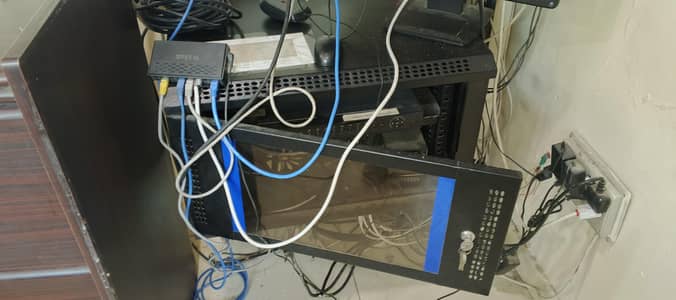 6 × Network / Server Rack Cabinets – Bulk Sale – Islamabad