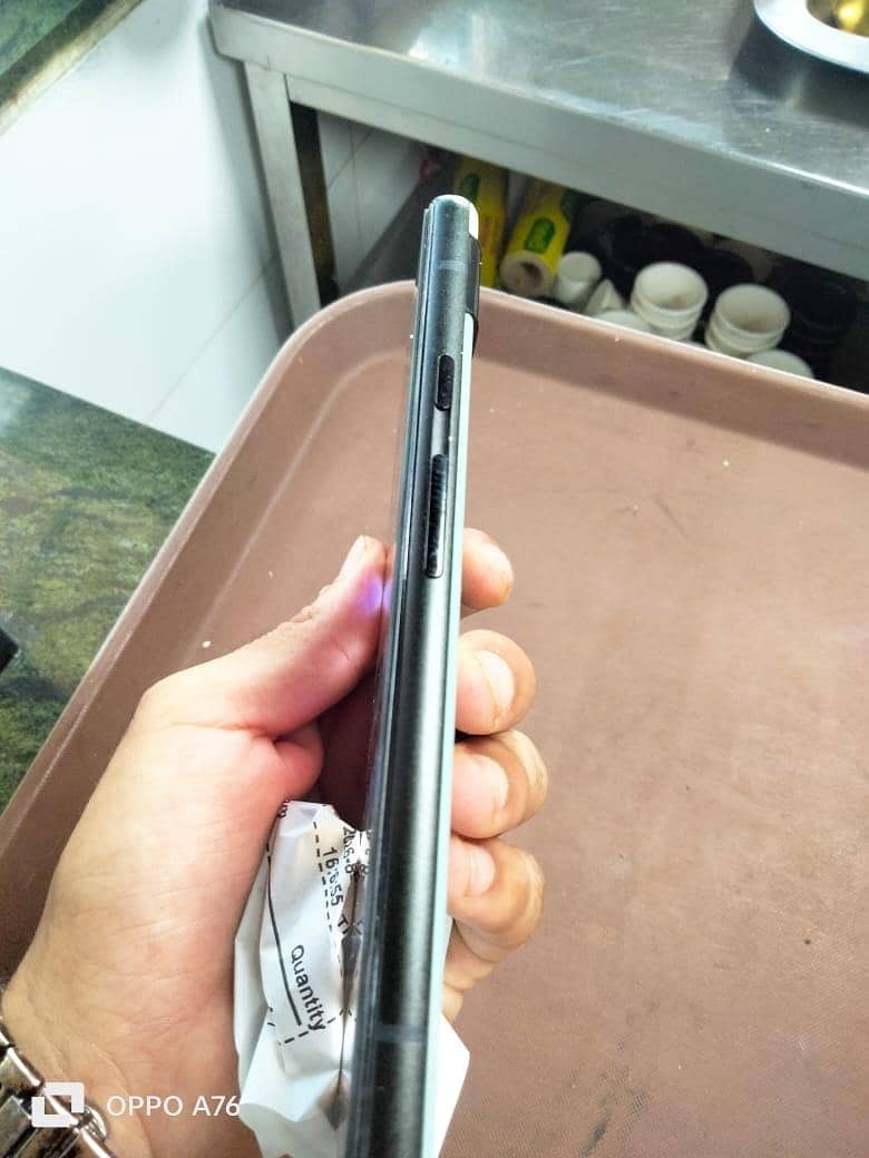 Google Pixel 6a 4