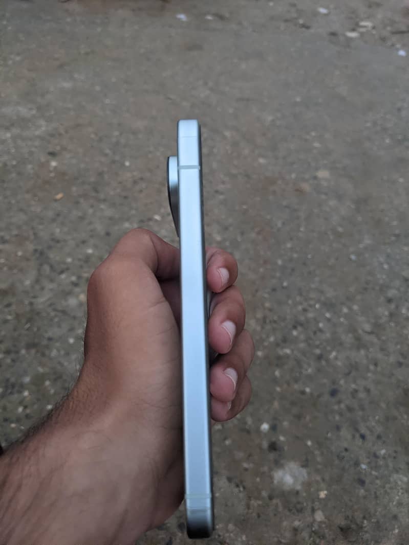 Google Pixel 9 3