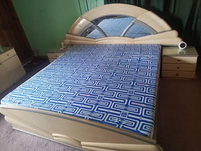 Deco Painted Bed Set