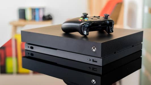 xbox one x 1tb With Controller n