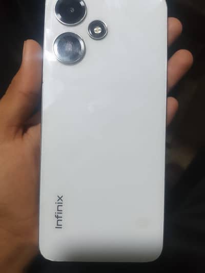 Infinix Hot 30 Play