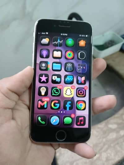 Apple iPhone SE 128/offical pta approved
