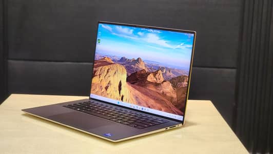 Dell XPS 9520 Core i9 12th Gen 16GB DDR5 RTX 3050Ti 512GB SSD