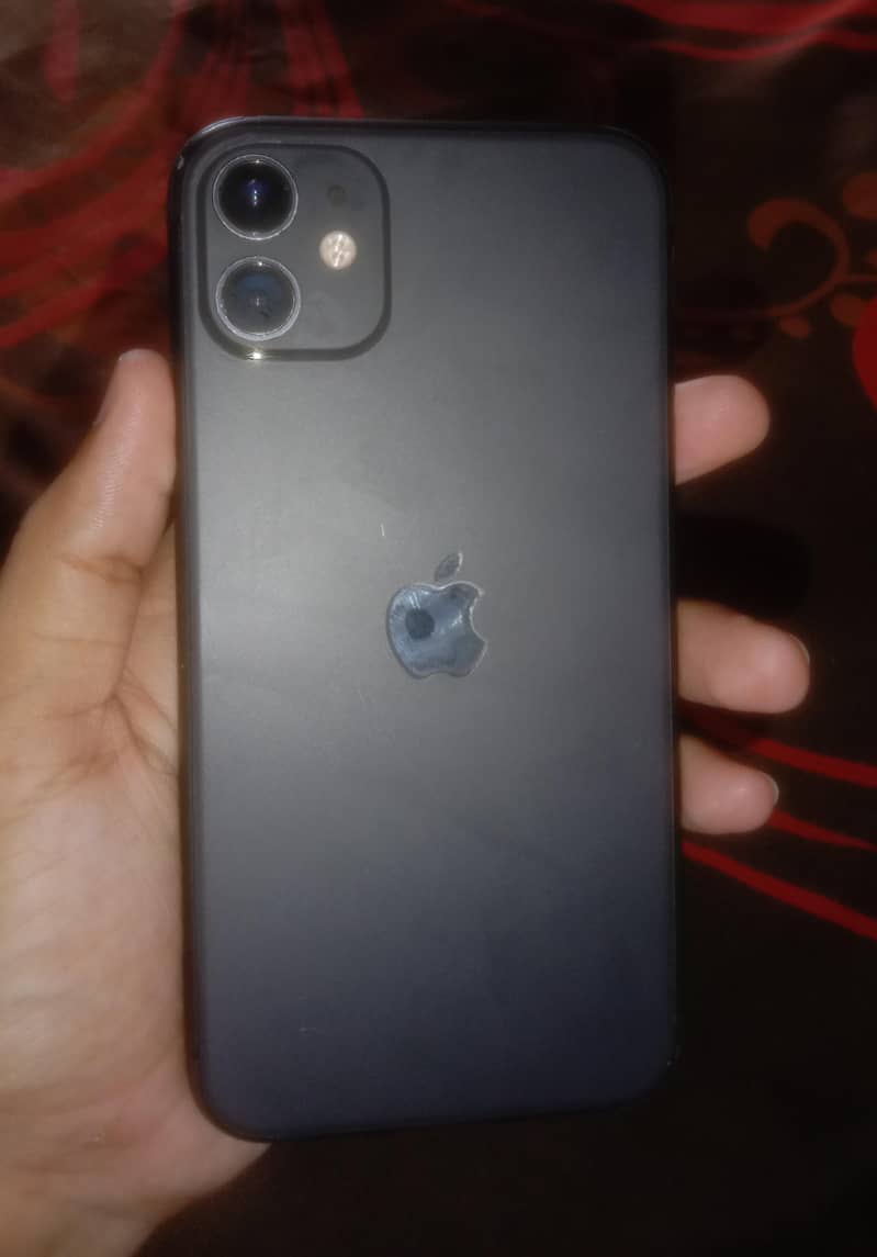 Apple iPhone 11 3