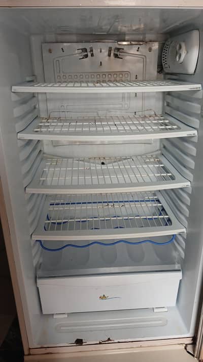 PEL refrigerator at good condition