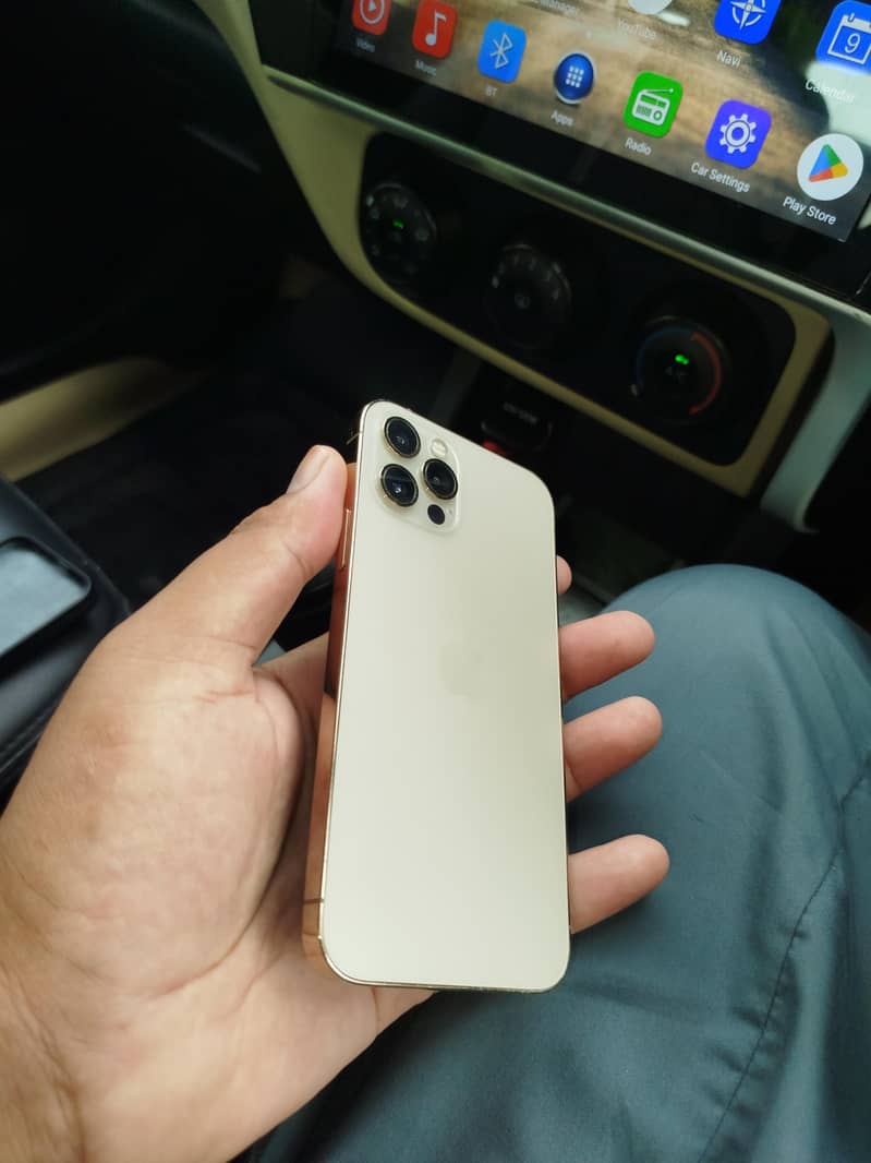 Apple iPhone 12 Pro 1