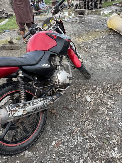 Yamaha ybr 125
