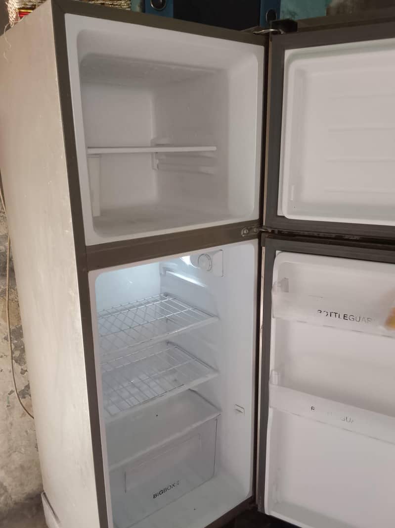 refrigerator 2