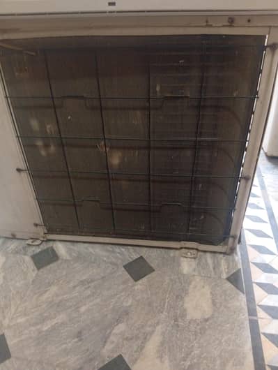 Haier 1.5 ton dc inverter AC heat and cool gas store hai