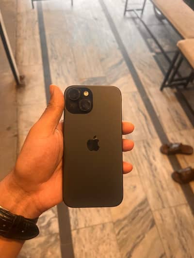 Apple iPhone 15