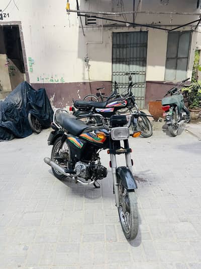 uniqe 2022 contact 03061342900