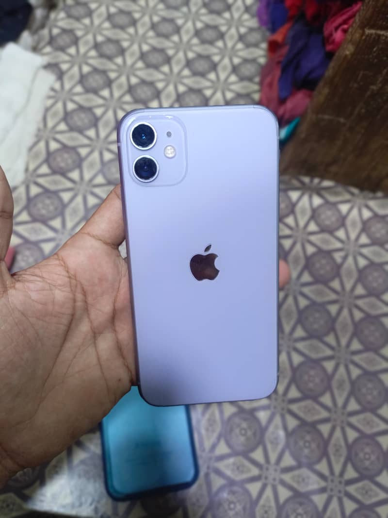 Apple iPhone 11 6