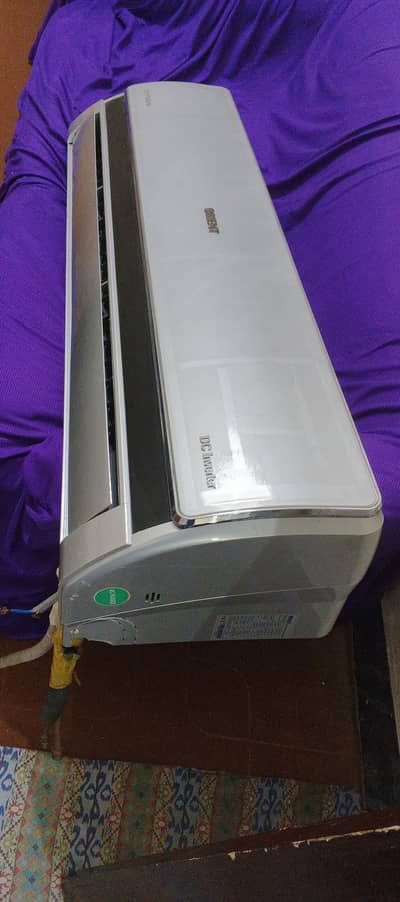 orient DC inverter ac urgent sale