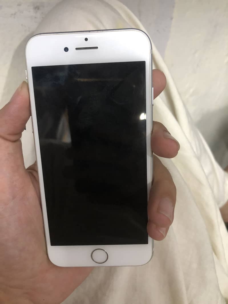 Apple iPhone 8 1