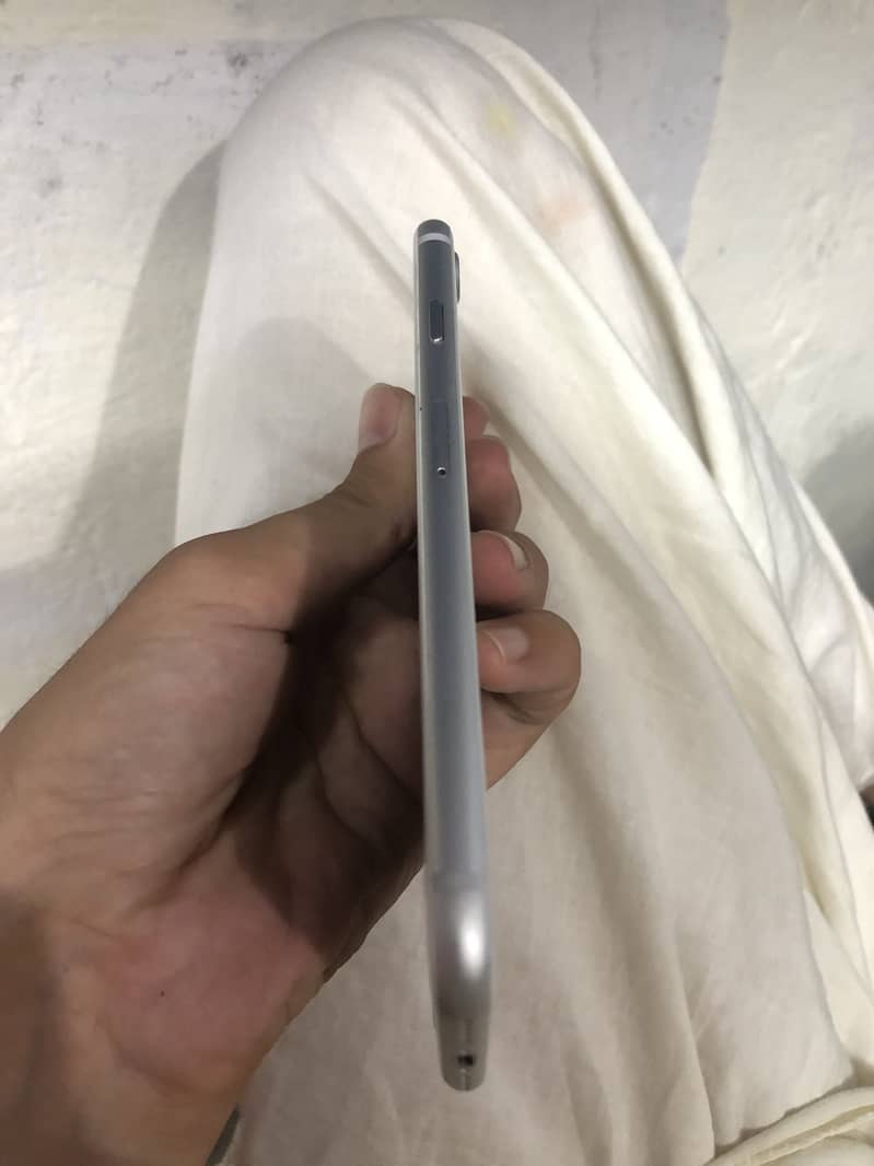 Apple iPhone 8 2