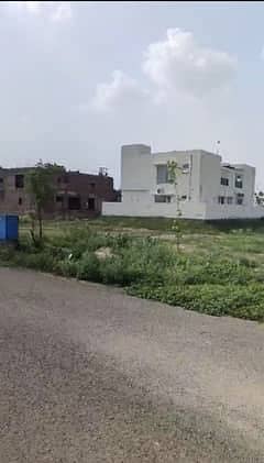 21.5 Marla Possession Plot for Sale Prime Location