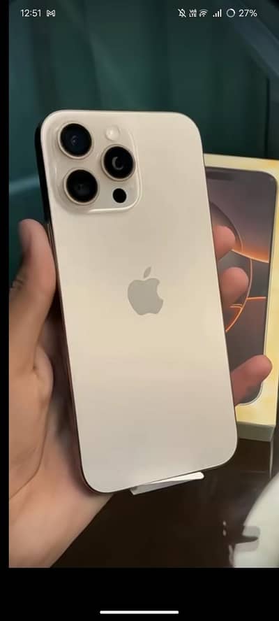 Apple iPhone 16 Pro Max