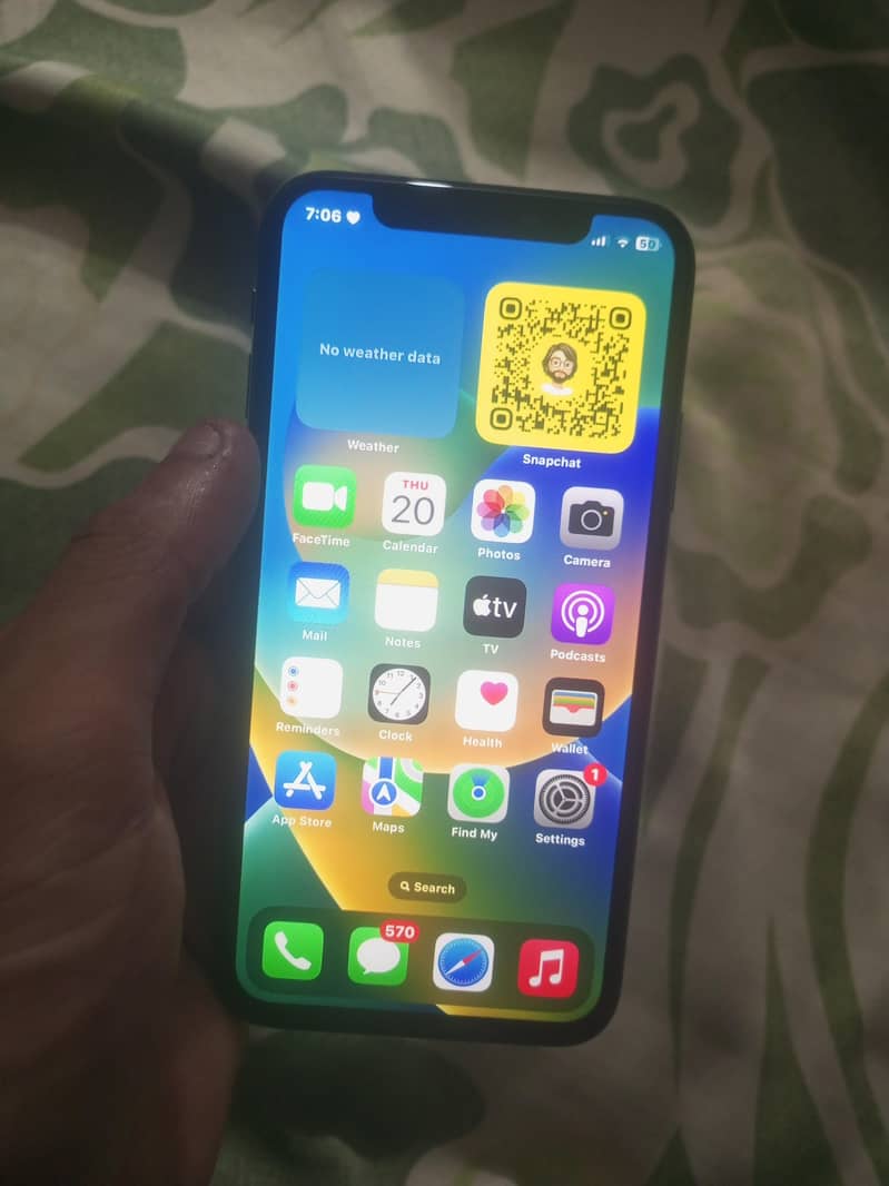 Apple iPhone X 0