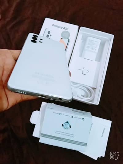 Samsung Mobile A32 6gb ram 128 GB WhatsApp 0331=7186=385