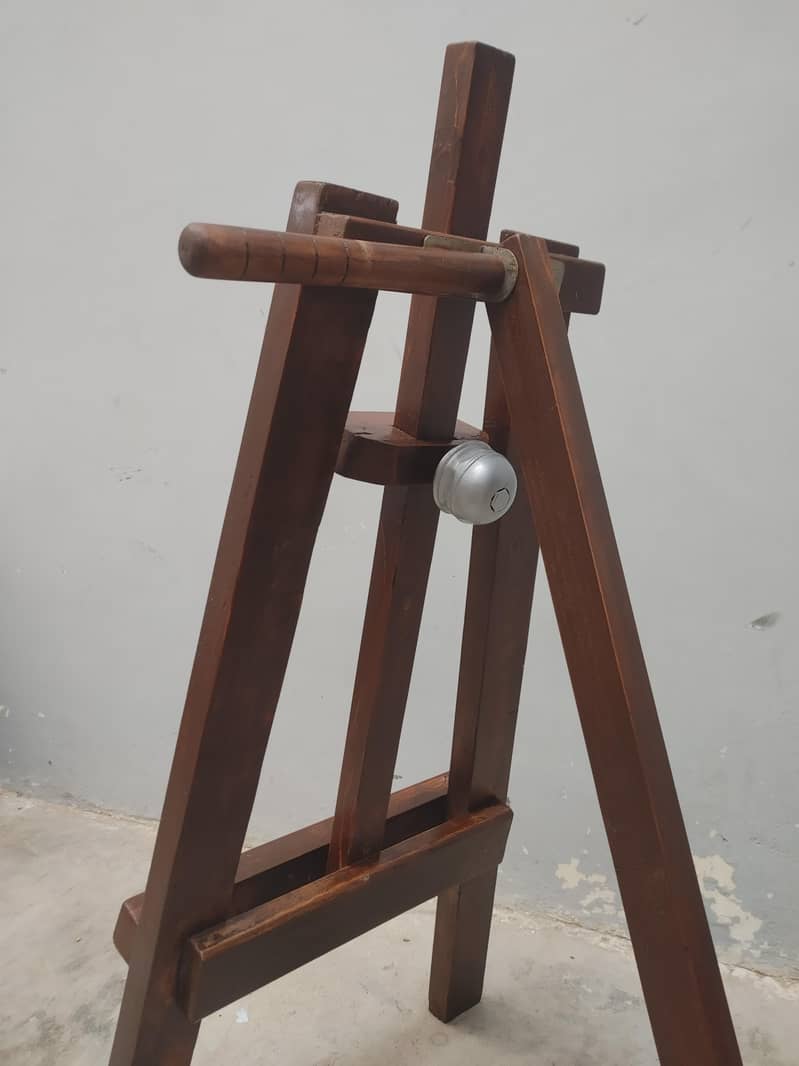 adjustable painting stand (collapsable) 7
