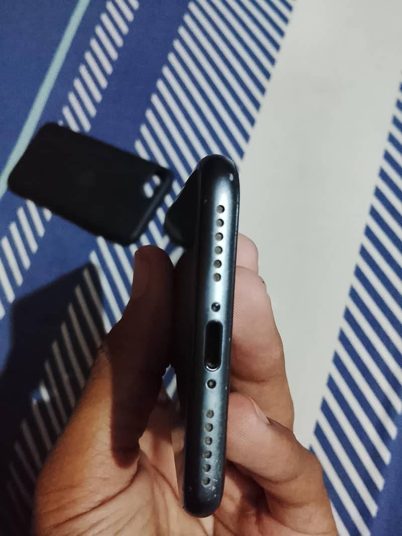Apple iPhone 8 2