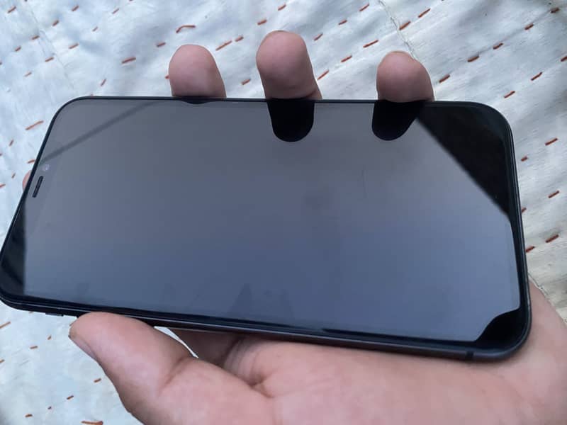 Apple iPhone 11 1