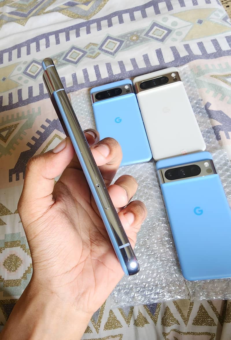 Google Pixel 8 Pro 2