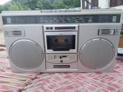 Caste tape recorder