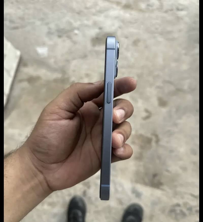 Apple iPhone 14 2