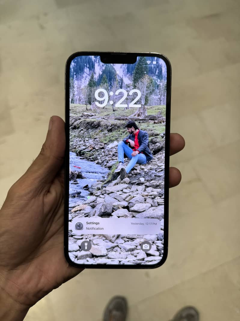 Apple iPhone 13 Pro Max 2