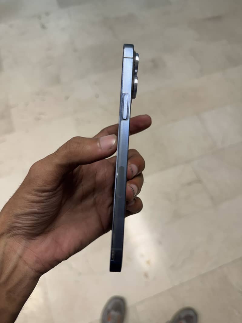 Apple iPhone 13 Pro Max 3