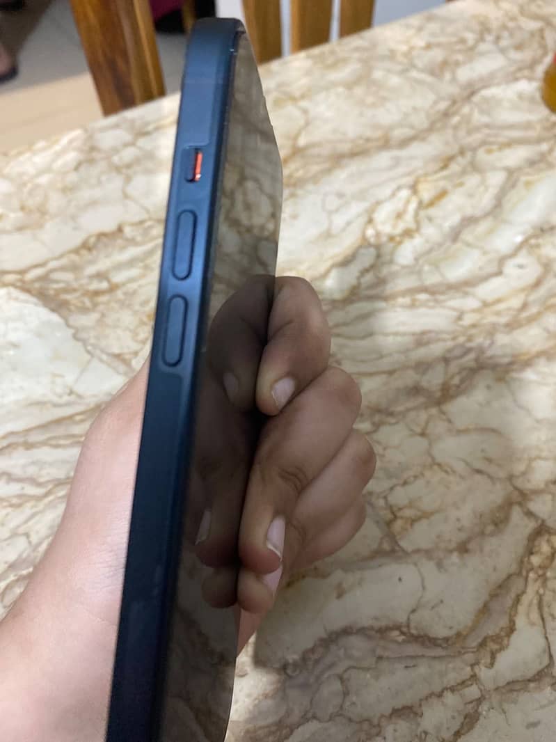 Apple iPhone 14 plus 4