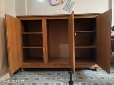 3 Door wardrobe
